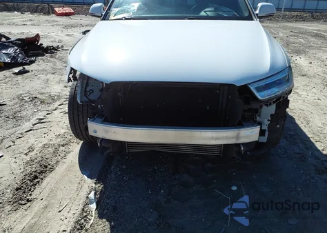 2018 Audi Q3 2.0T Premium/2.0T Sport Premium from USA, damaged, VIN WA1JCCFS9JR019286